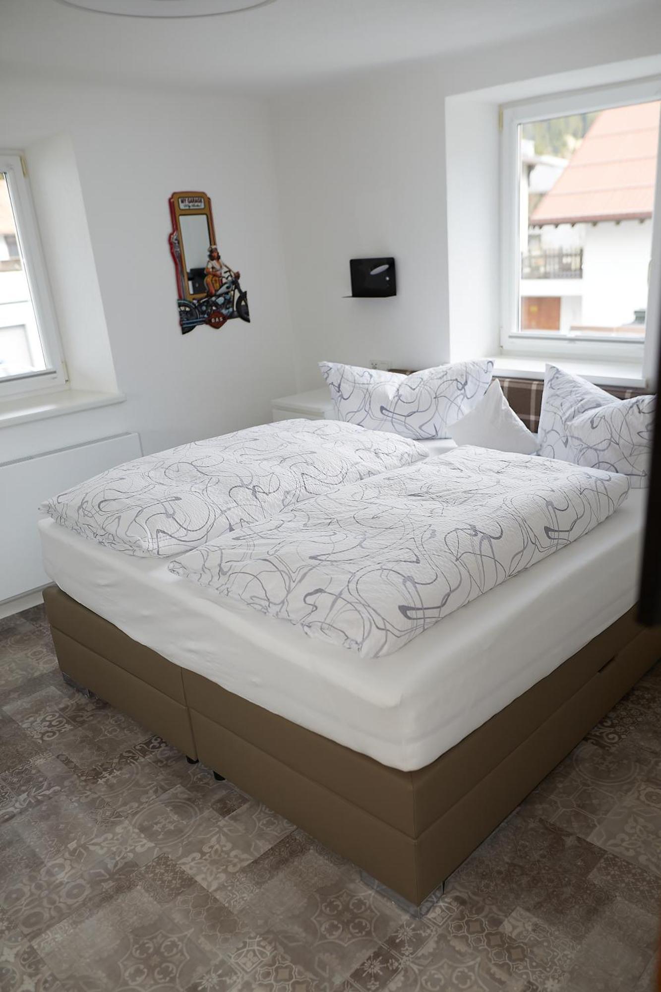 Haus Sepp Gruber Hotel Sankt Anton am Arlberg Ngoại thất bức ảnh