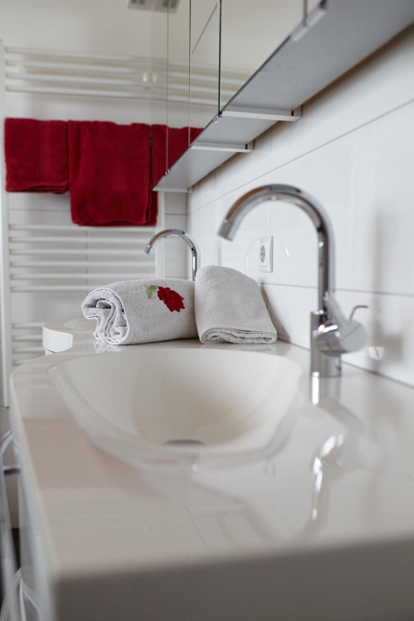 Haus Sepp Gruber Hotel Sankt Anton am Arlberg Phòng bức ảnh